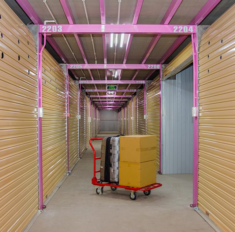 Vbox Self Storage corridor3jpg-768x759