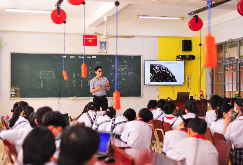 Vietnam students in classroom